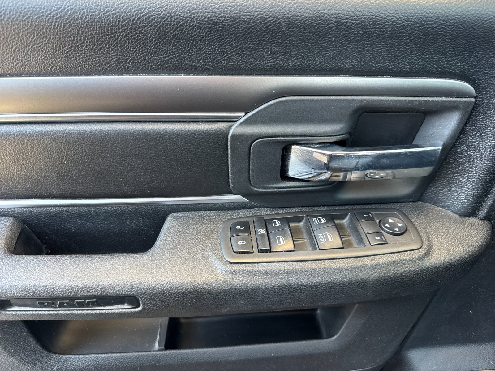 Used 2021 Red Ram Warlock image 11