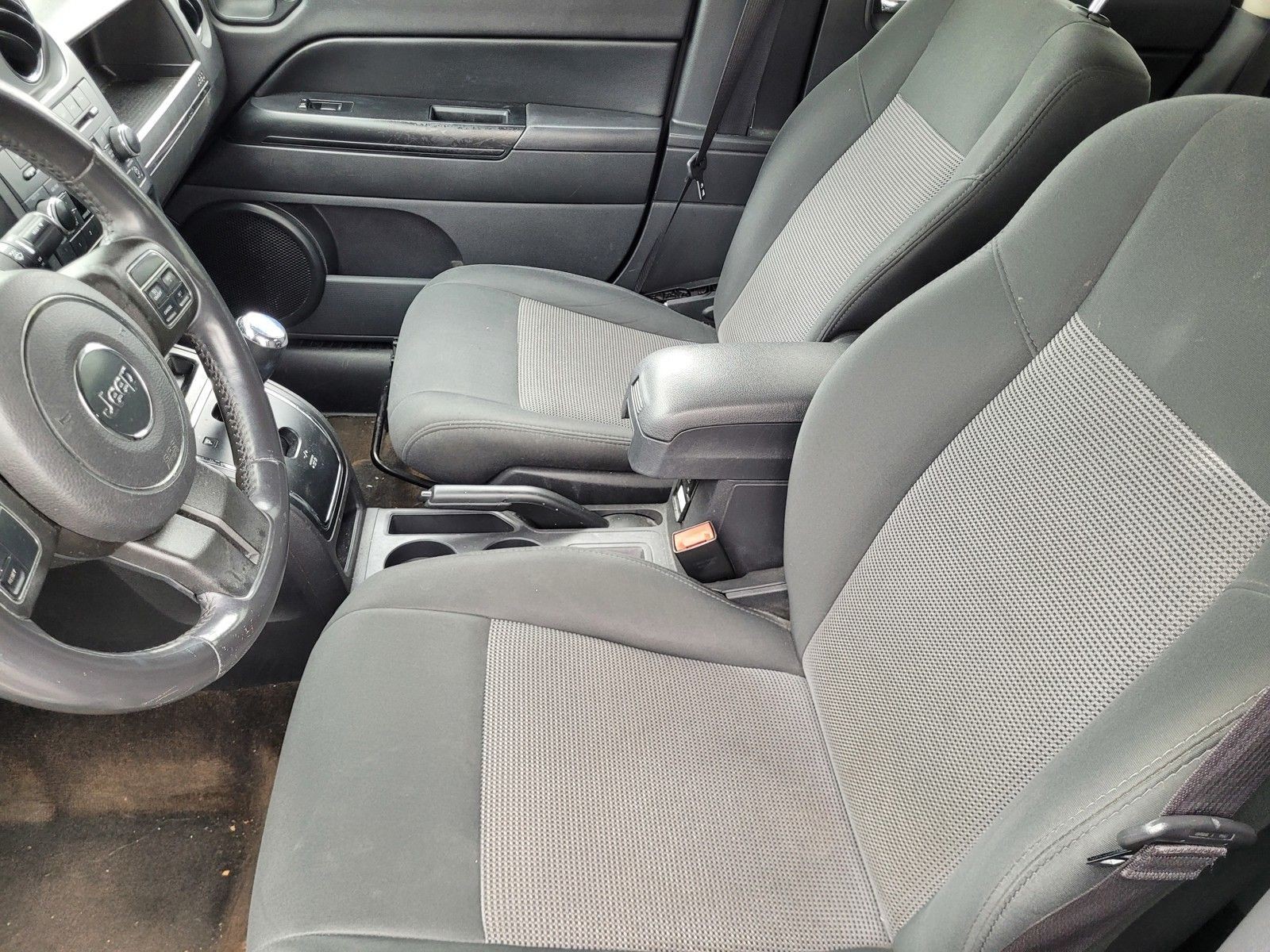 Used 2013 Gray Jeep Latitude image 17