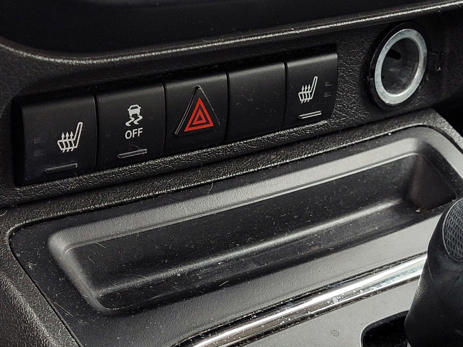 Used 2013 Gray Jeep Latitude image 23