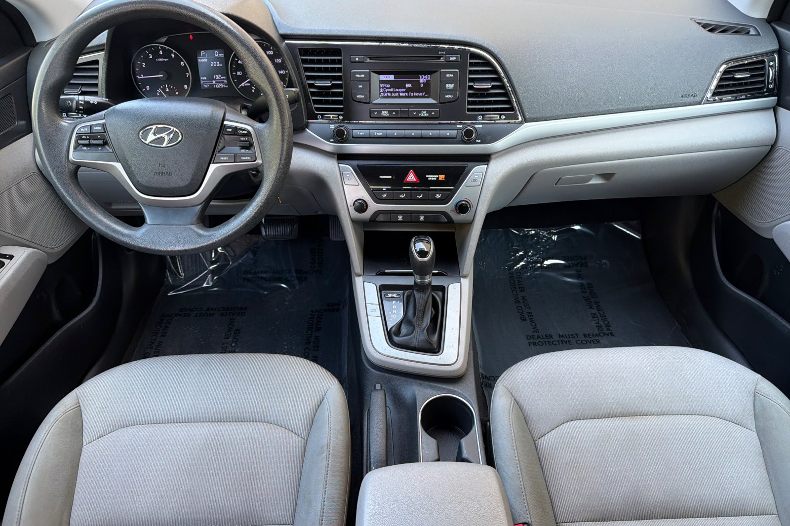 Used 2017 White Hyundai SE image 10