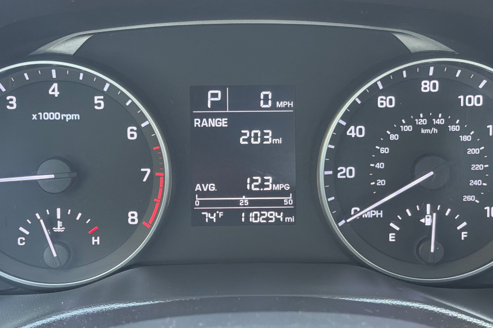 Used 2017 White Hyundai SE image 19