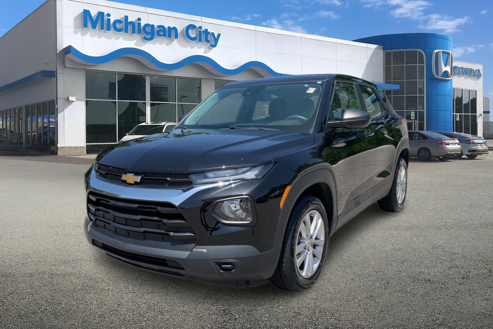 2022 Chevrolet Trailblazer LS's photo