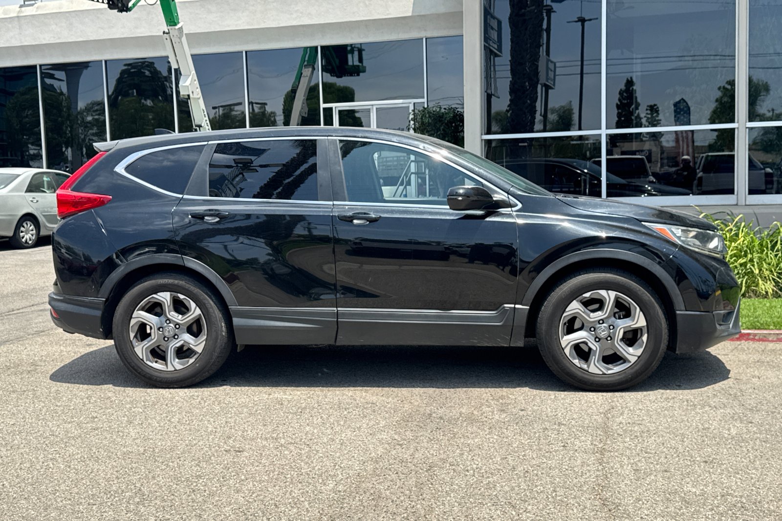 Certified Used 2019 Crystal Black Pearl Honda EX image 4