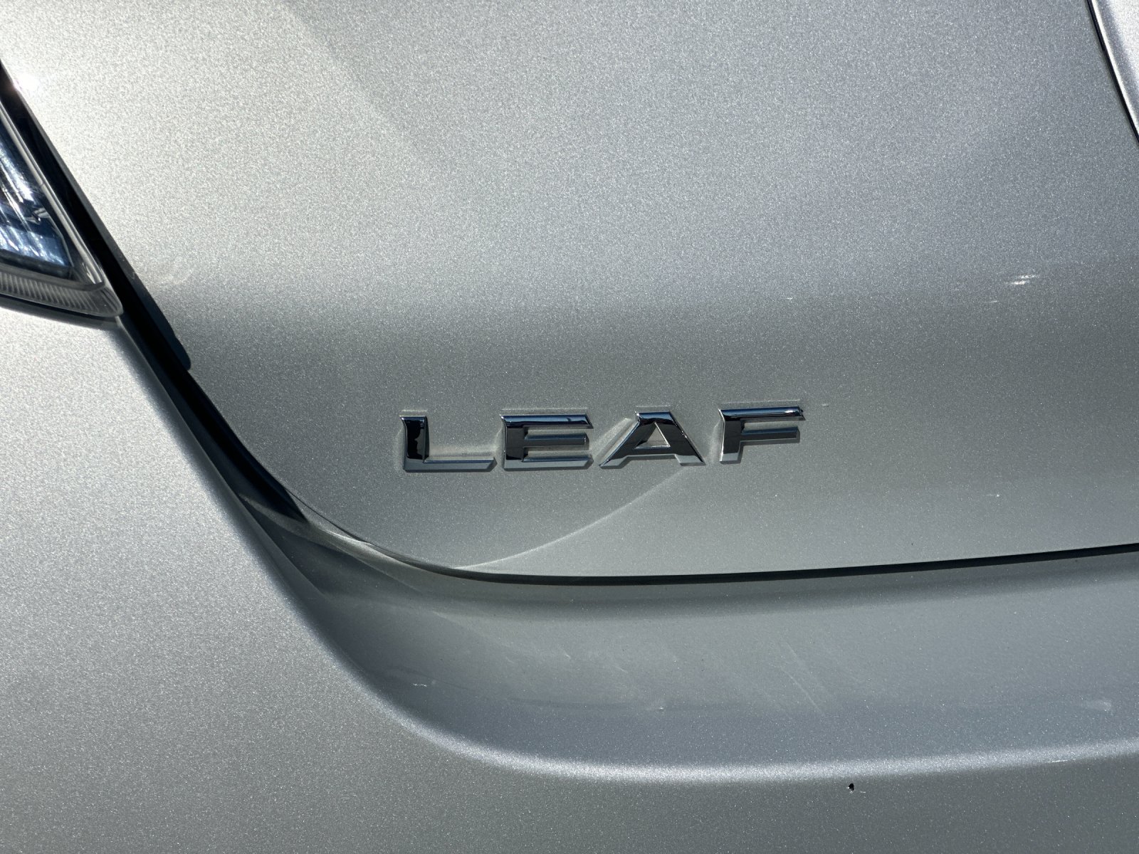 Used 2013 Silver Nissan SL image 26