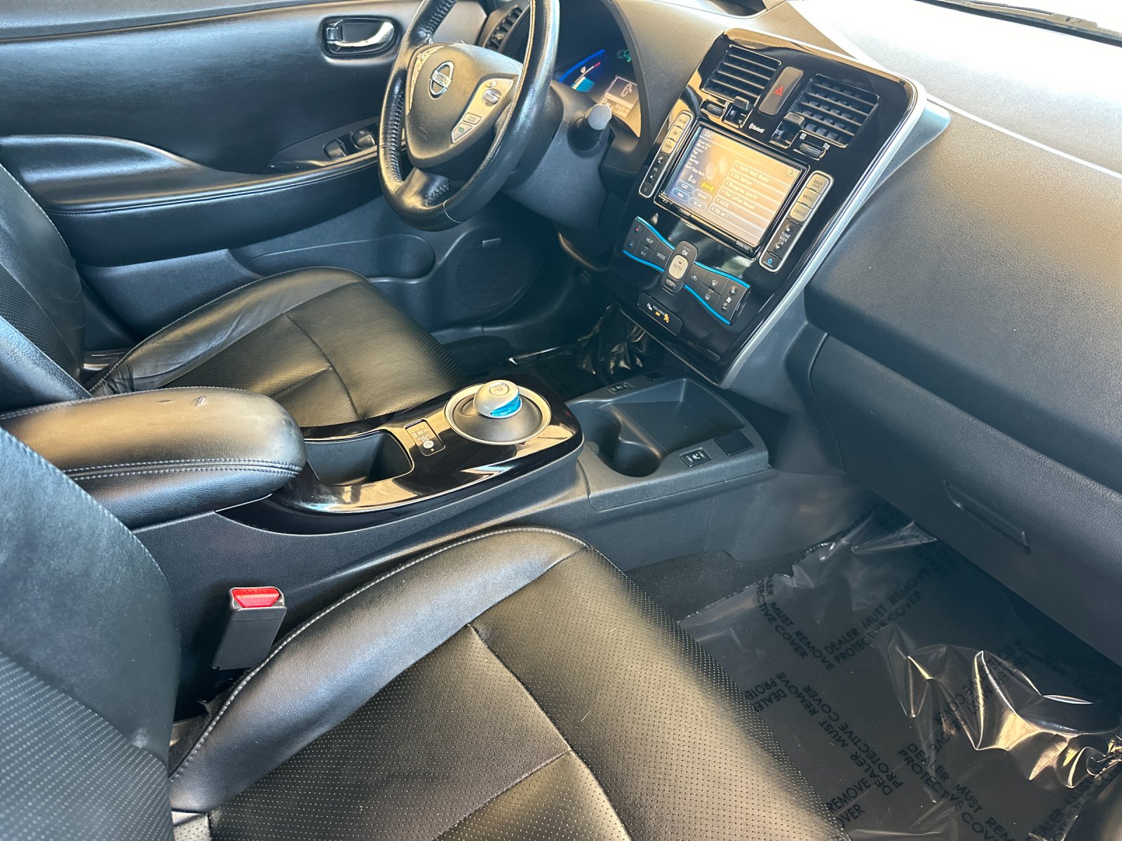 Used 2013 Silver Nissan SL image 15