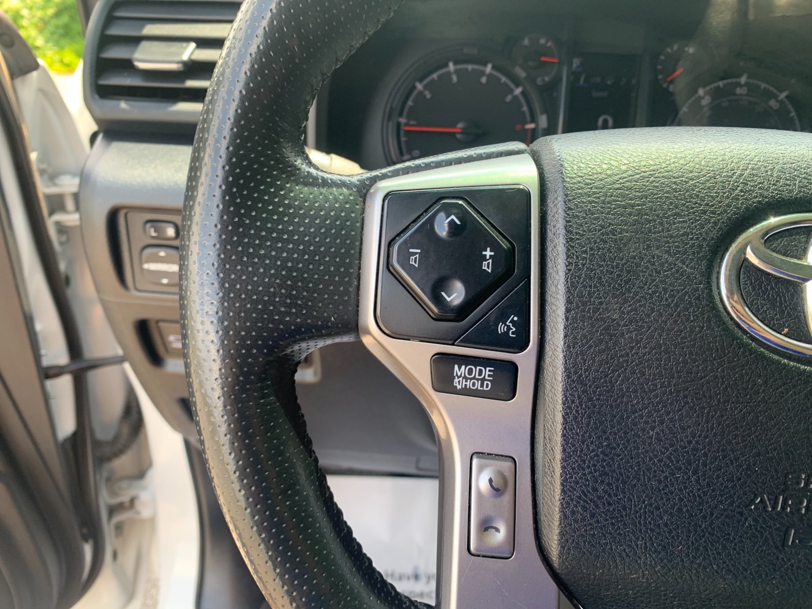 Used 2024 White Toyota SR5 Premium image 29