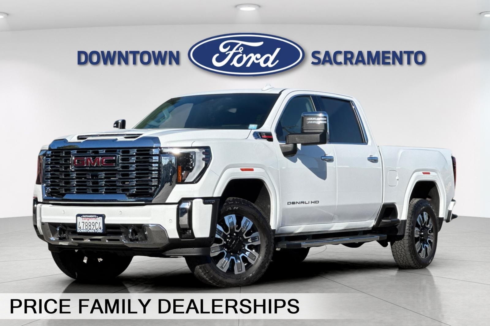 2024 GMC Sierra 4WD Crew Cab Standard Box Denali's photo