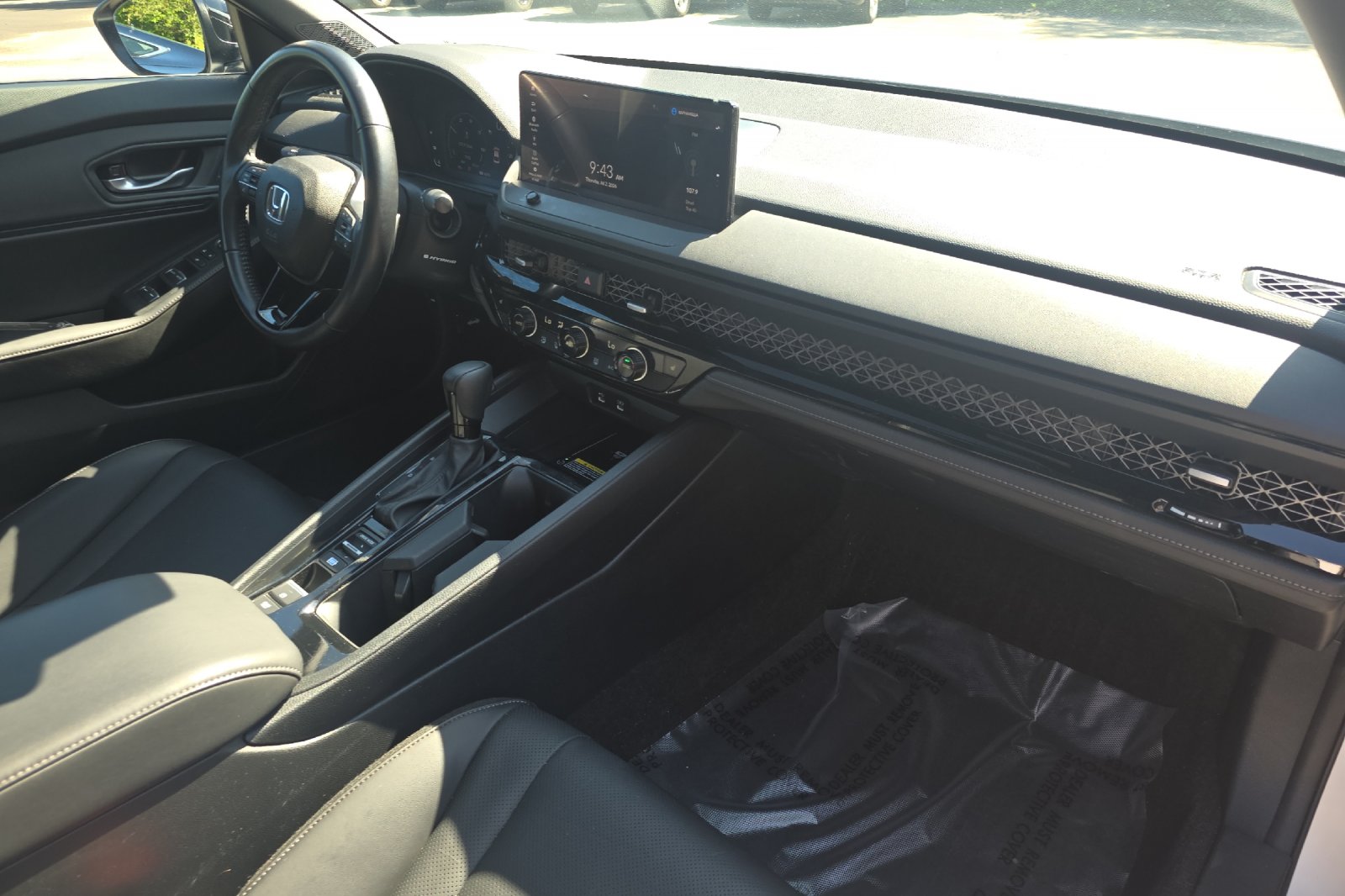 Used 2025 Platinum White Pearl Honda Sport-L image 16