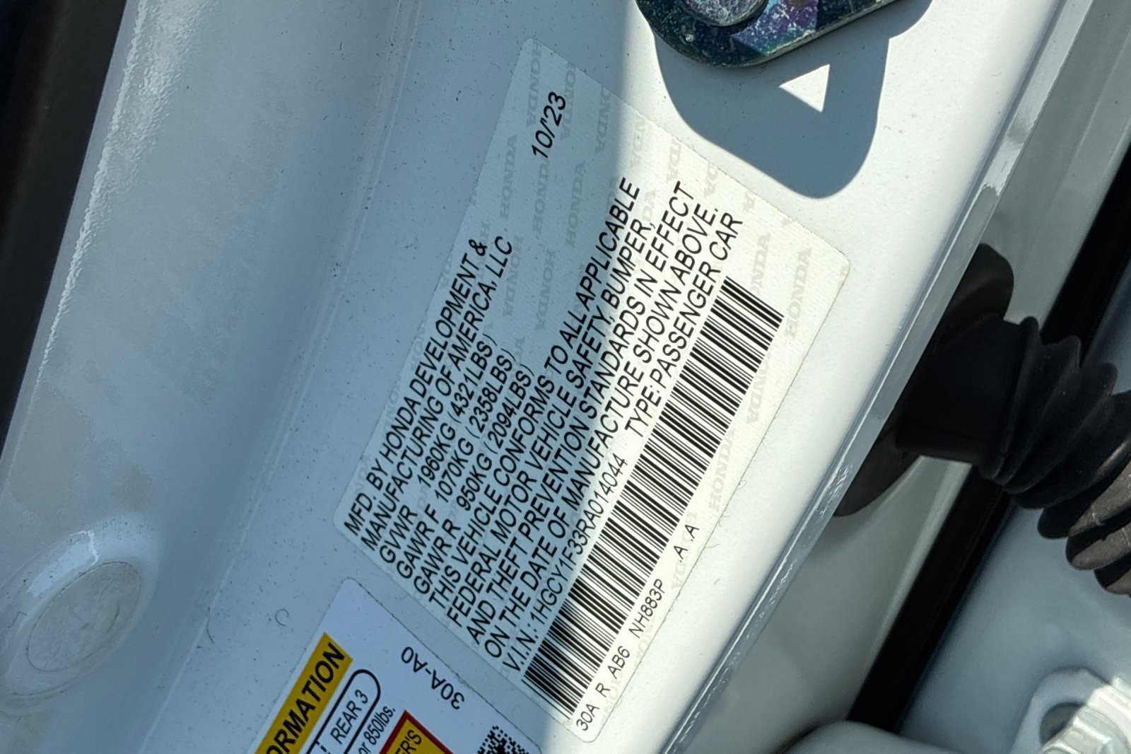 Used 2024 Platinum White Pearl Honda EX image 38