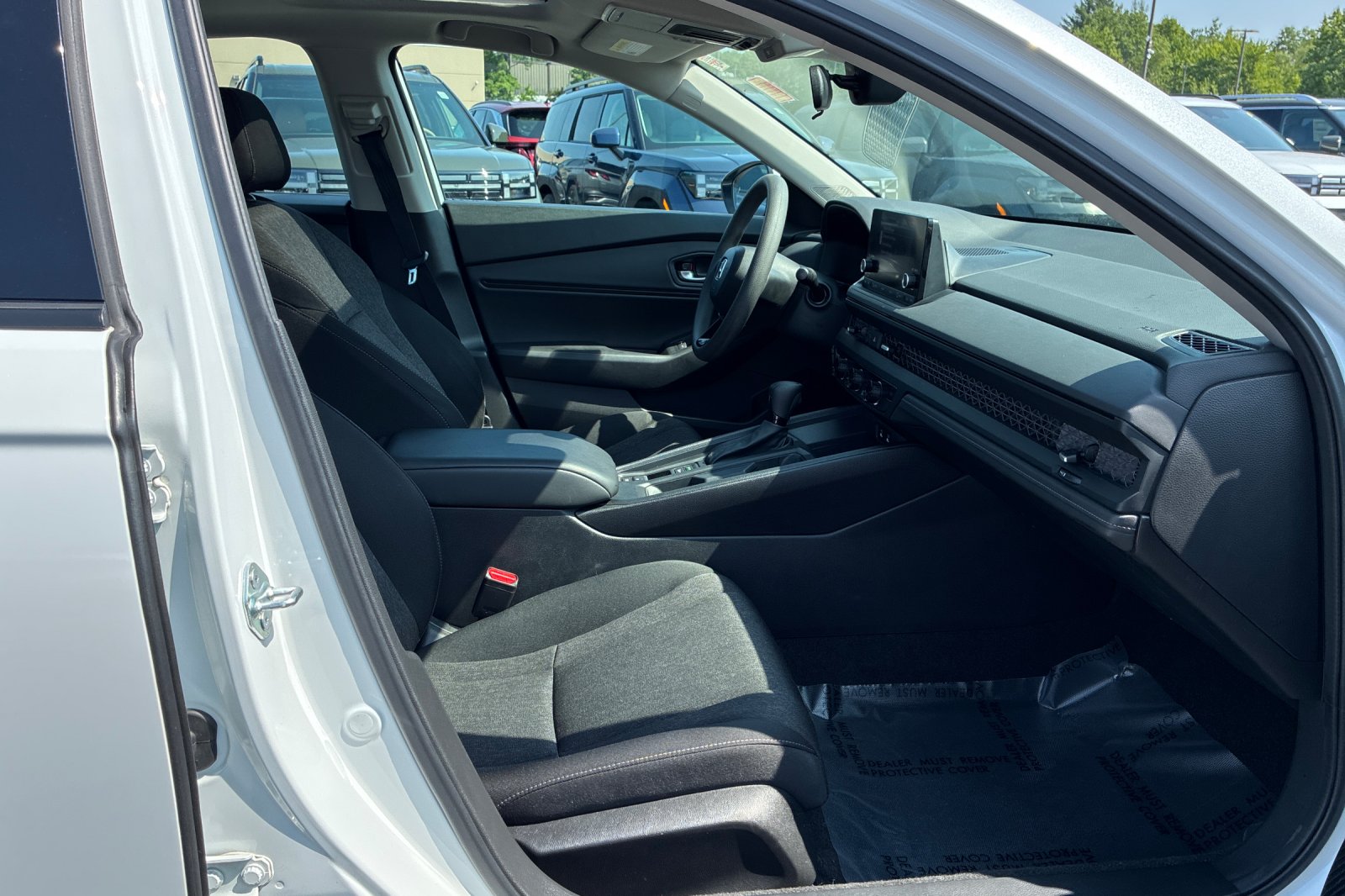 Used 2024 Platinum White Pearl Honda EX image 19