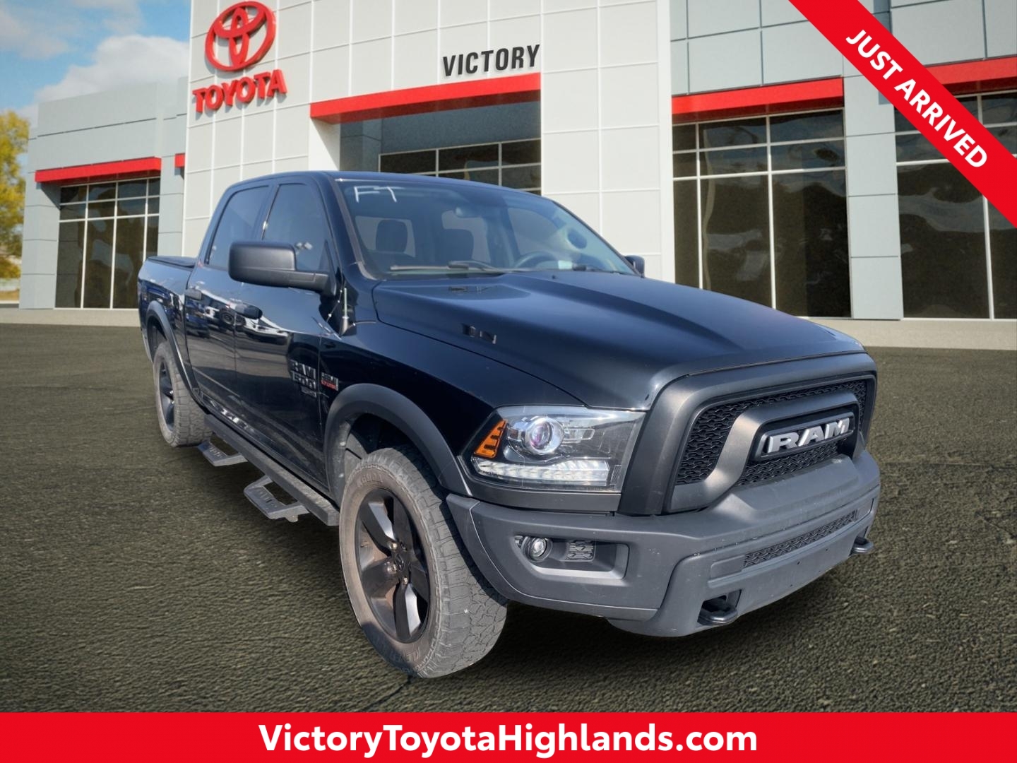 2020 RAM 1500 Classic Warlock 4x4 Crew Cab 5'7's photo
