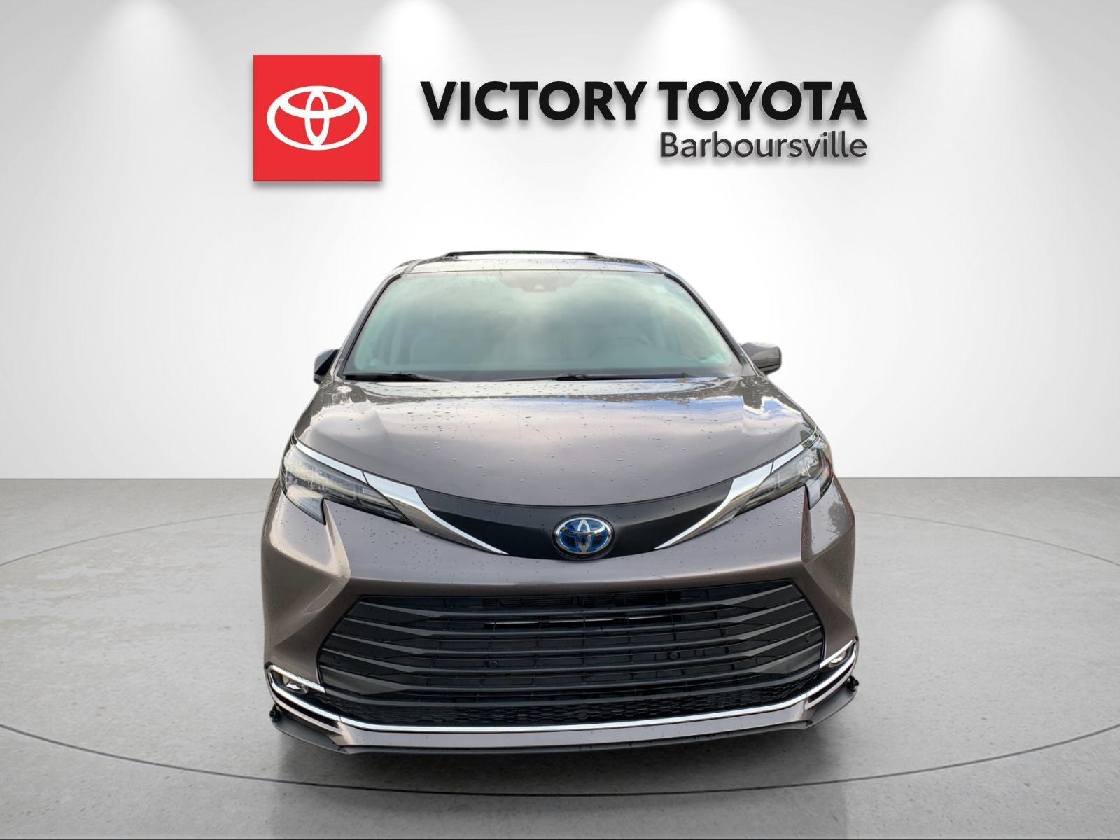 Certified Used 2024 Gray Toyota XLE image 8