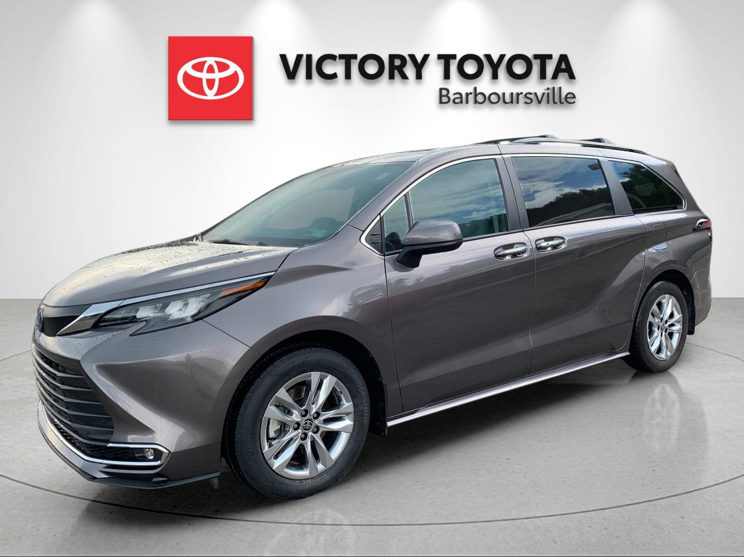 2024 Toyota Sienna XLE