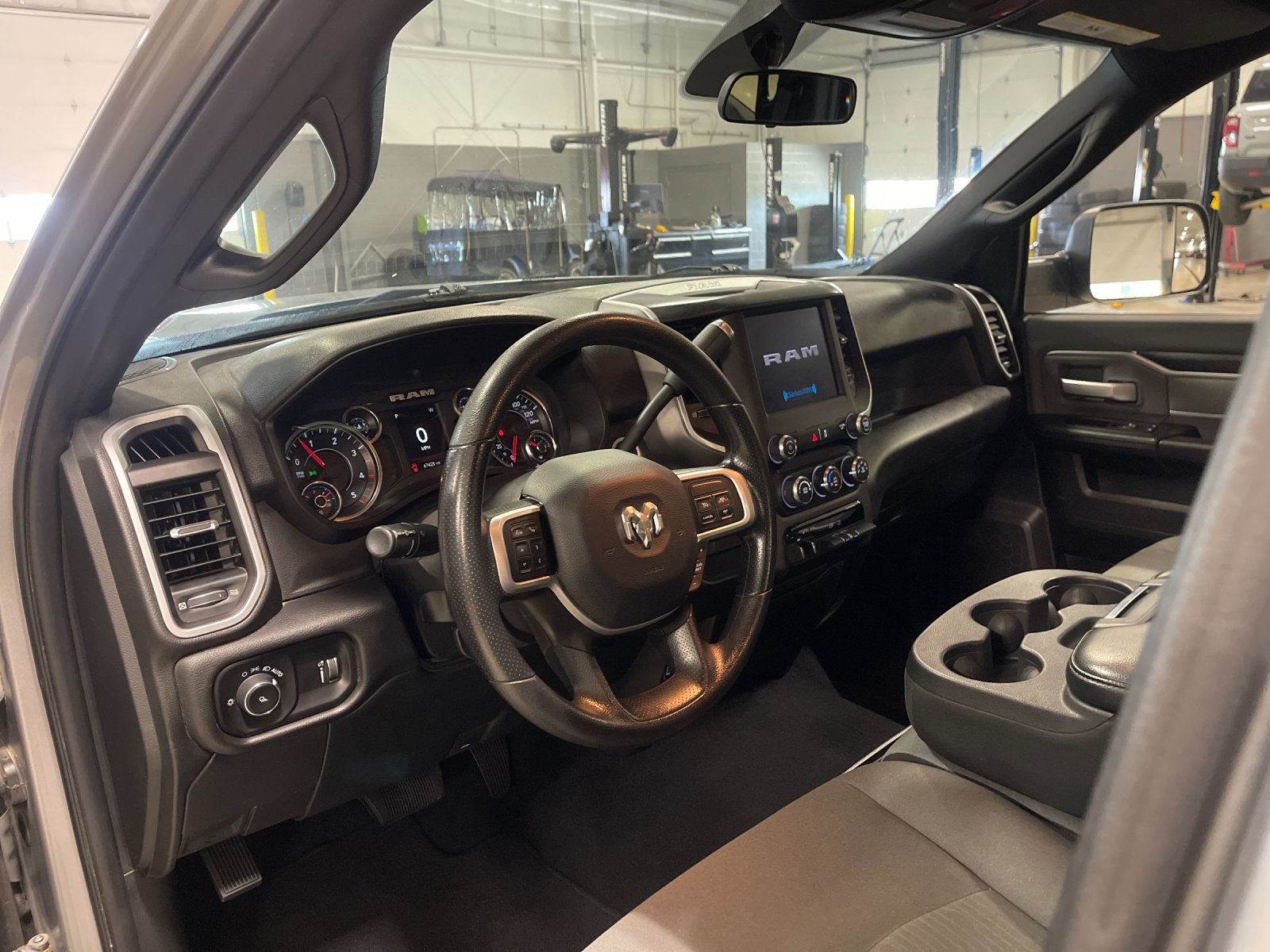 Used 2022 Silver Ram Big Horn image 11