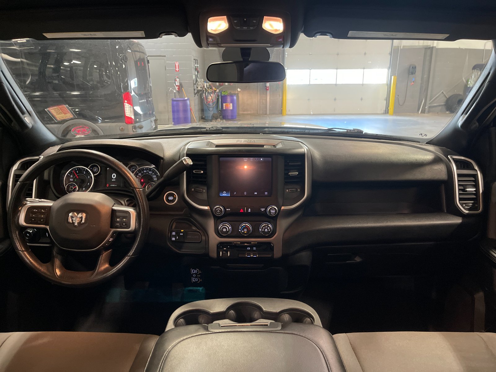 Used 2022 Silver Ram Big Horn image 15