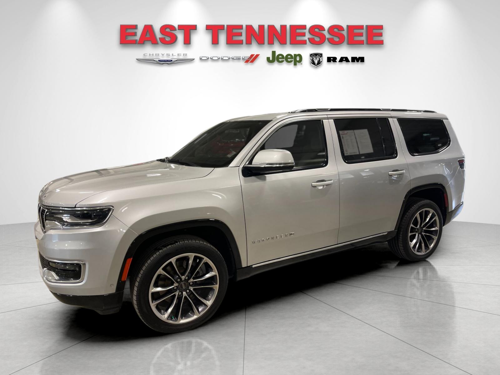 Used 2022 Silver Jeep Series III image 7