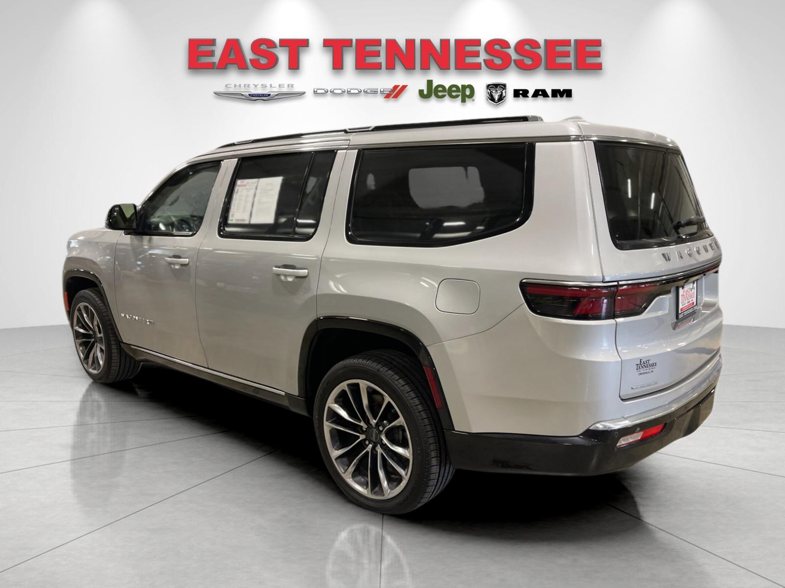 Used 2022 Silver Jeep Series III image 5