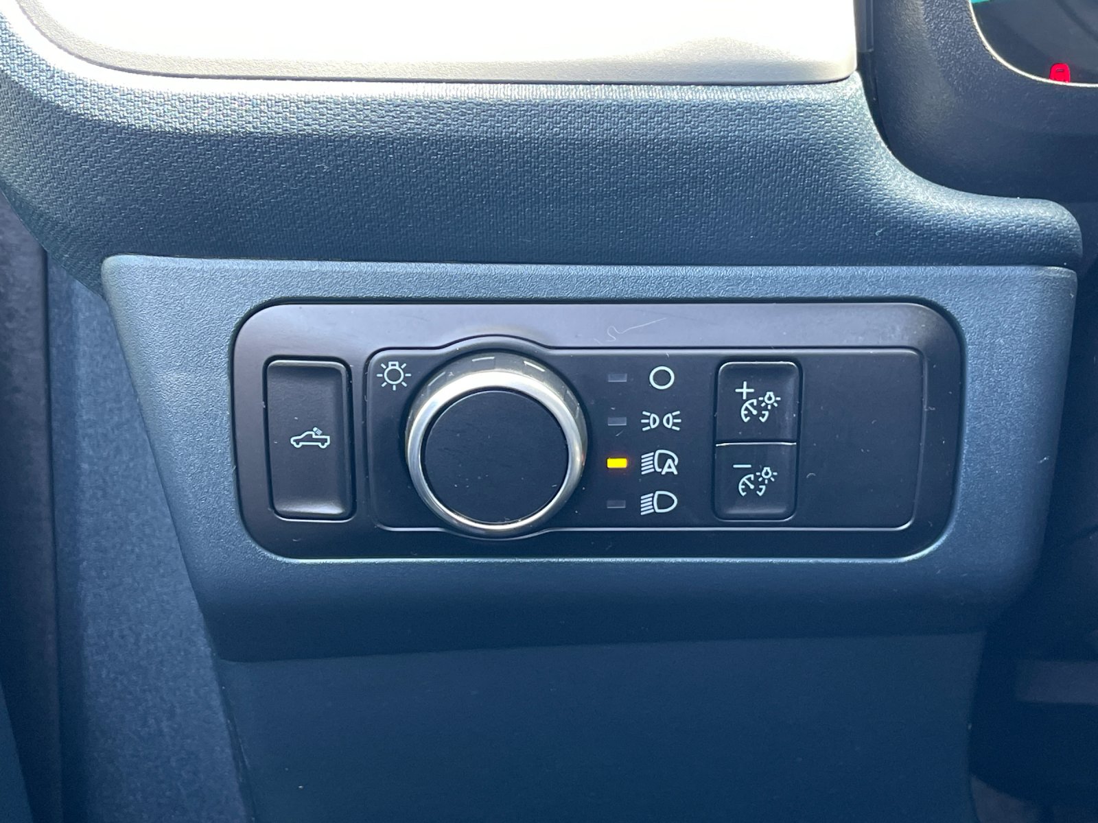 Used 2024 Black Ford XL image 28