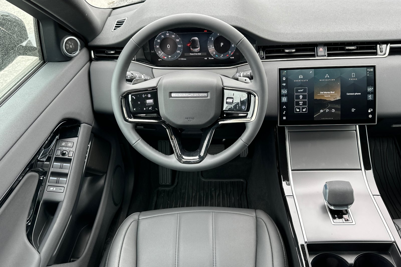 New 2026 Santorini Black Land Rover S image 14