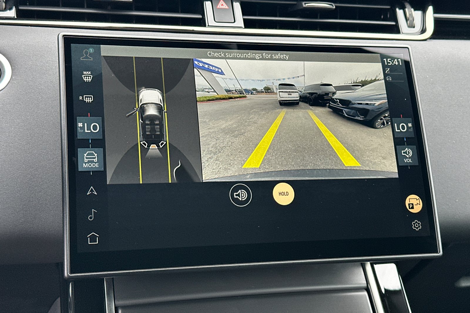 New 2026 Santorini Black Land Rover S image 20