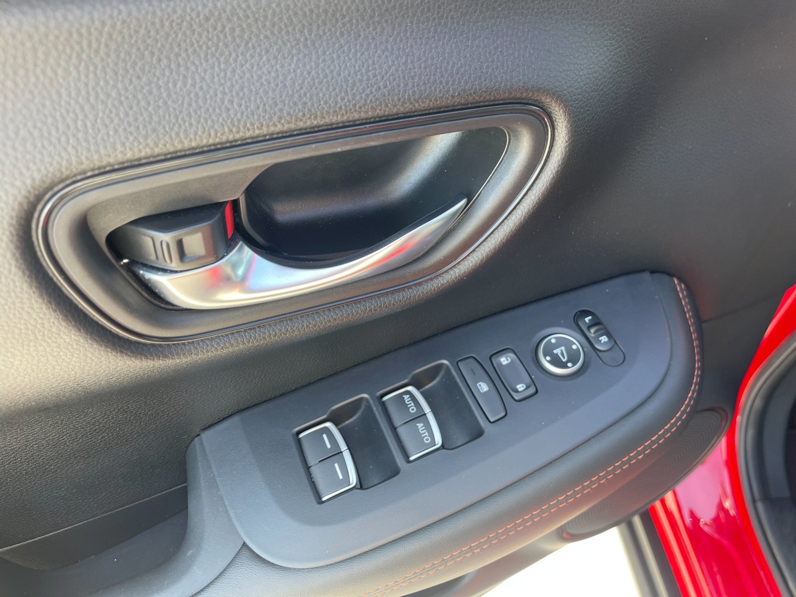 Used 2023  Honda Sport image 13