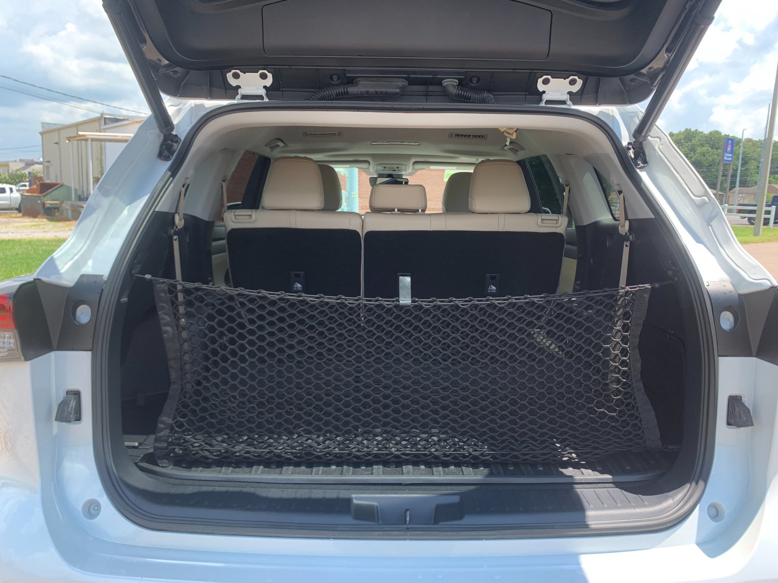 Used 2023 Beige Toyota XLE image 19