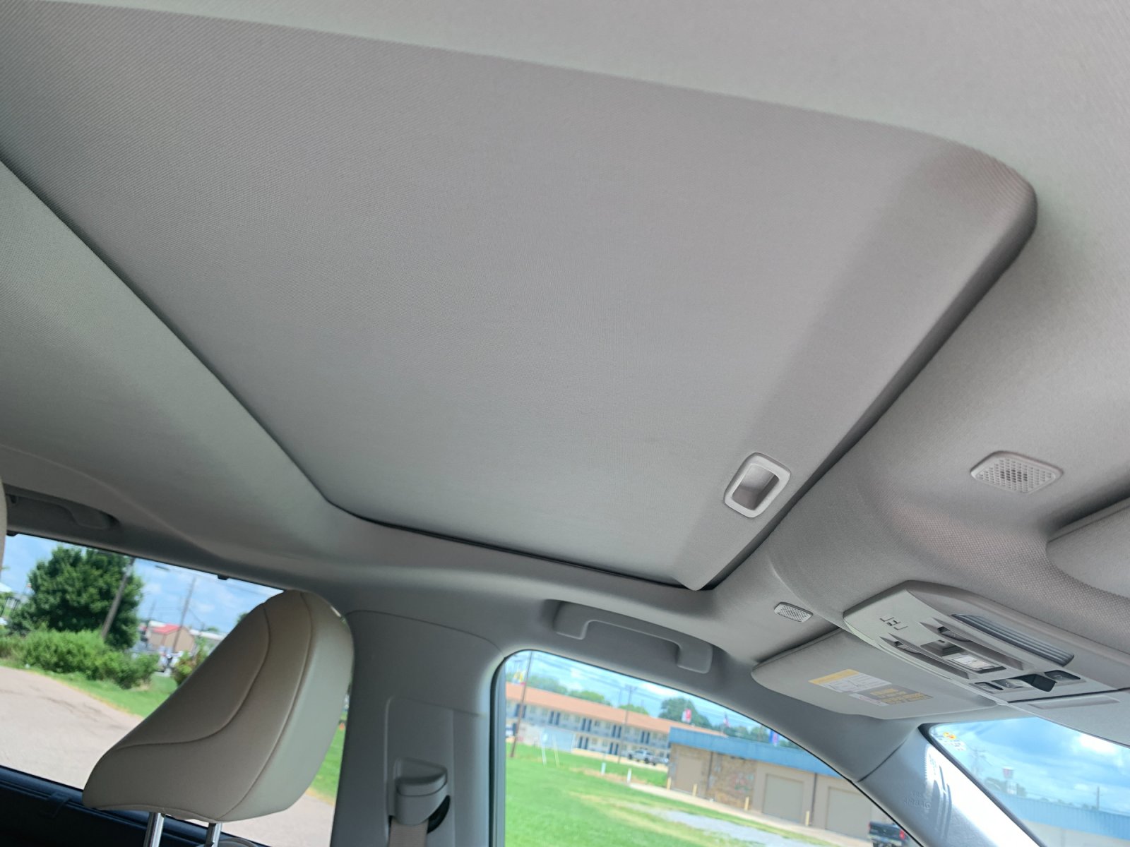 Used 2023 Beige Toyota XLE image 20