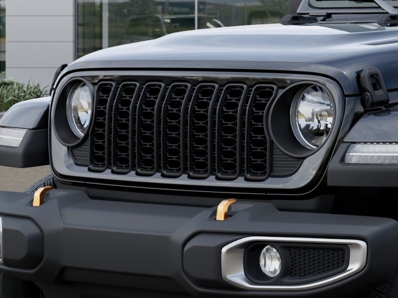 New 2026 Black Clear-Coat Exterior Paint Jeep 85th Anniversary Edition image 11