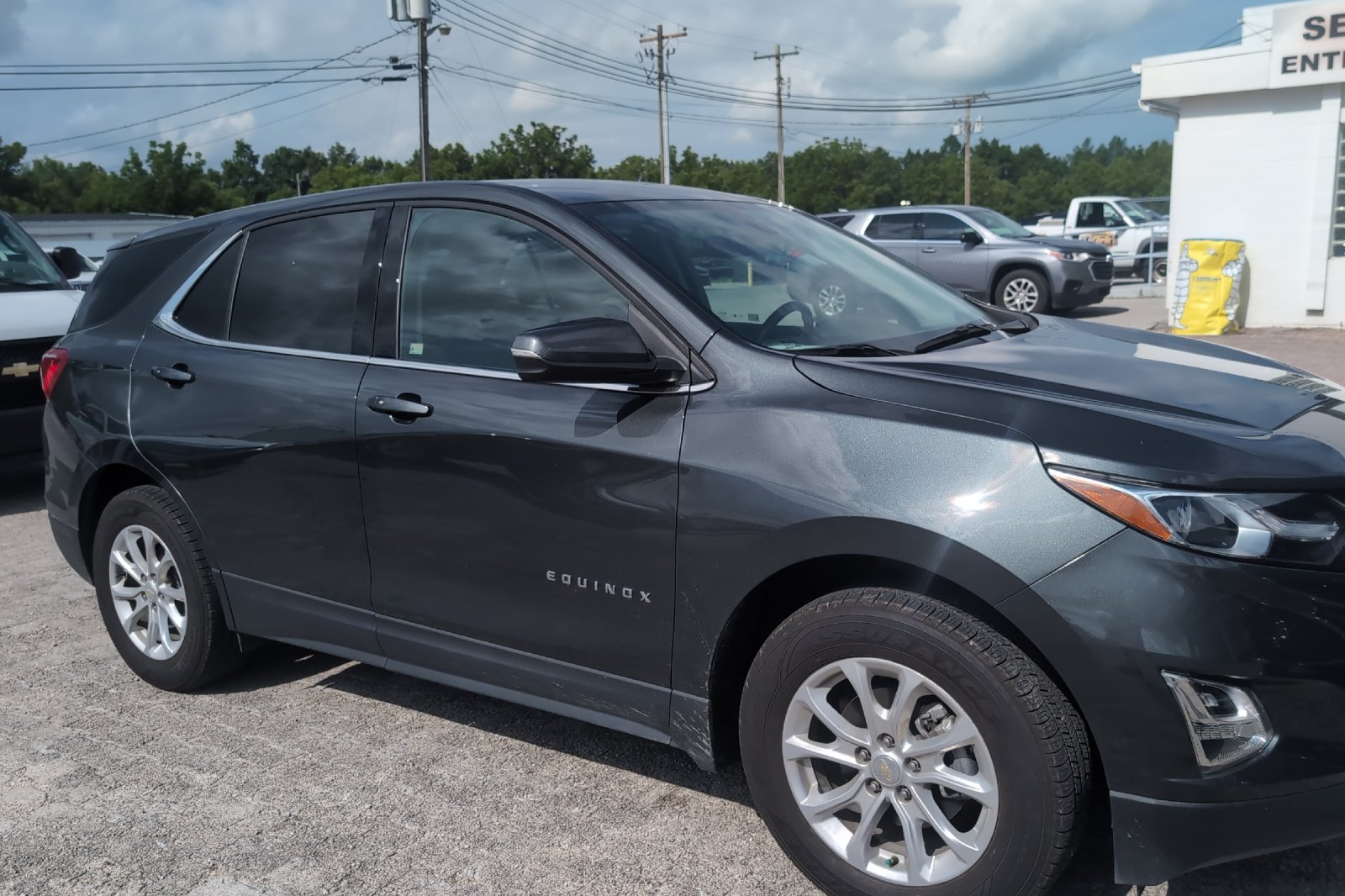 Used 2018 Gray Chevrolet LT image 3