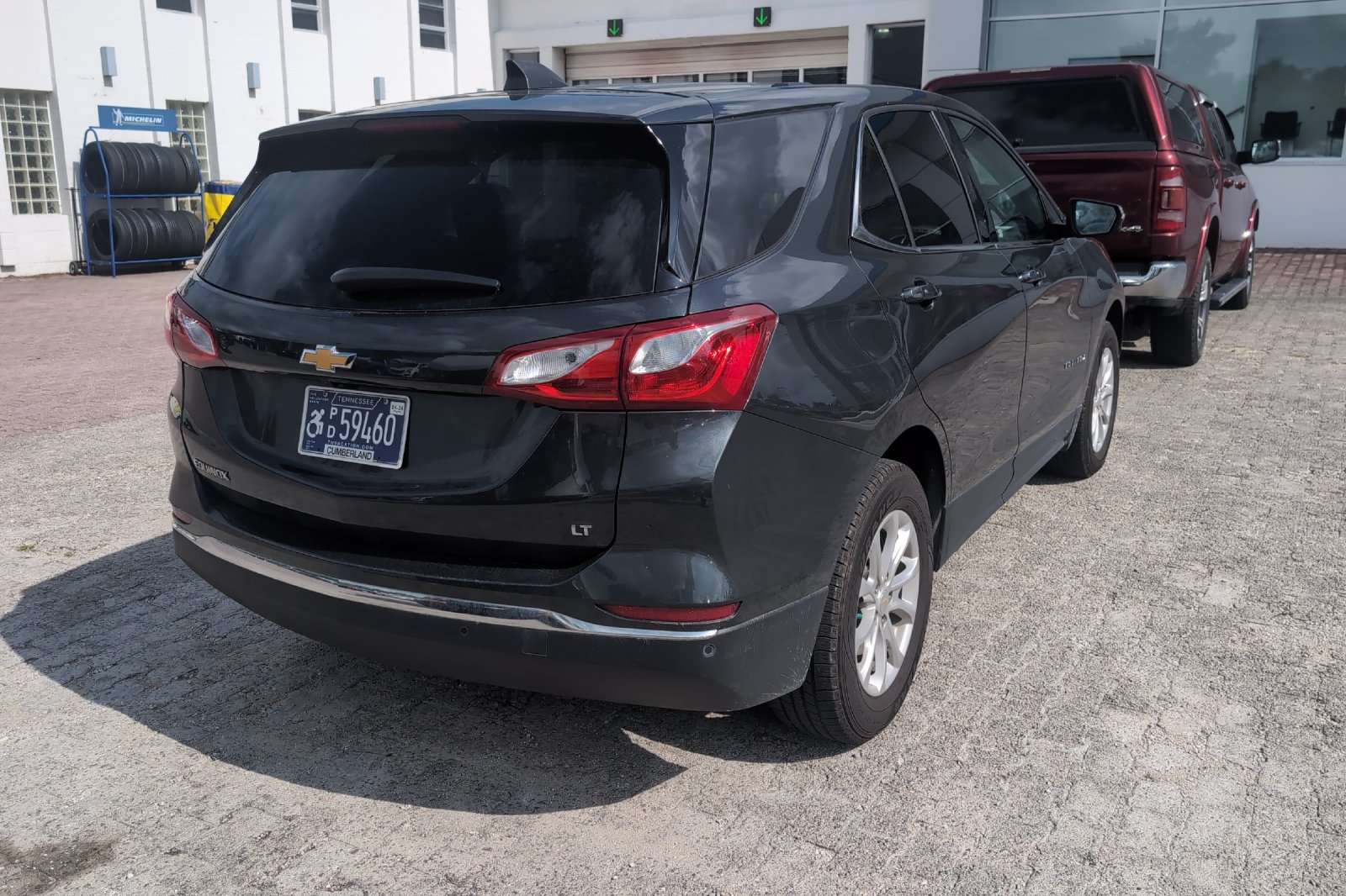 Used 2018 Gray Chevrolet LT image 6