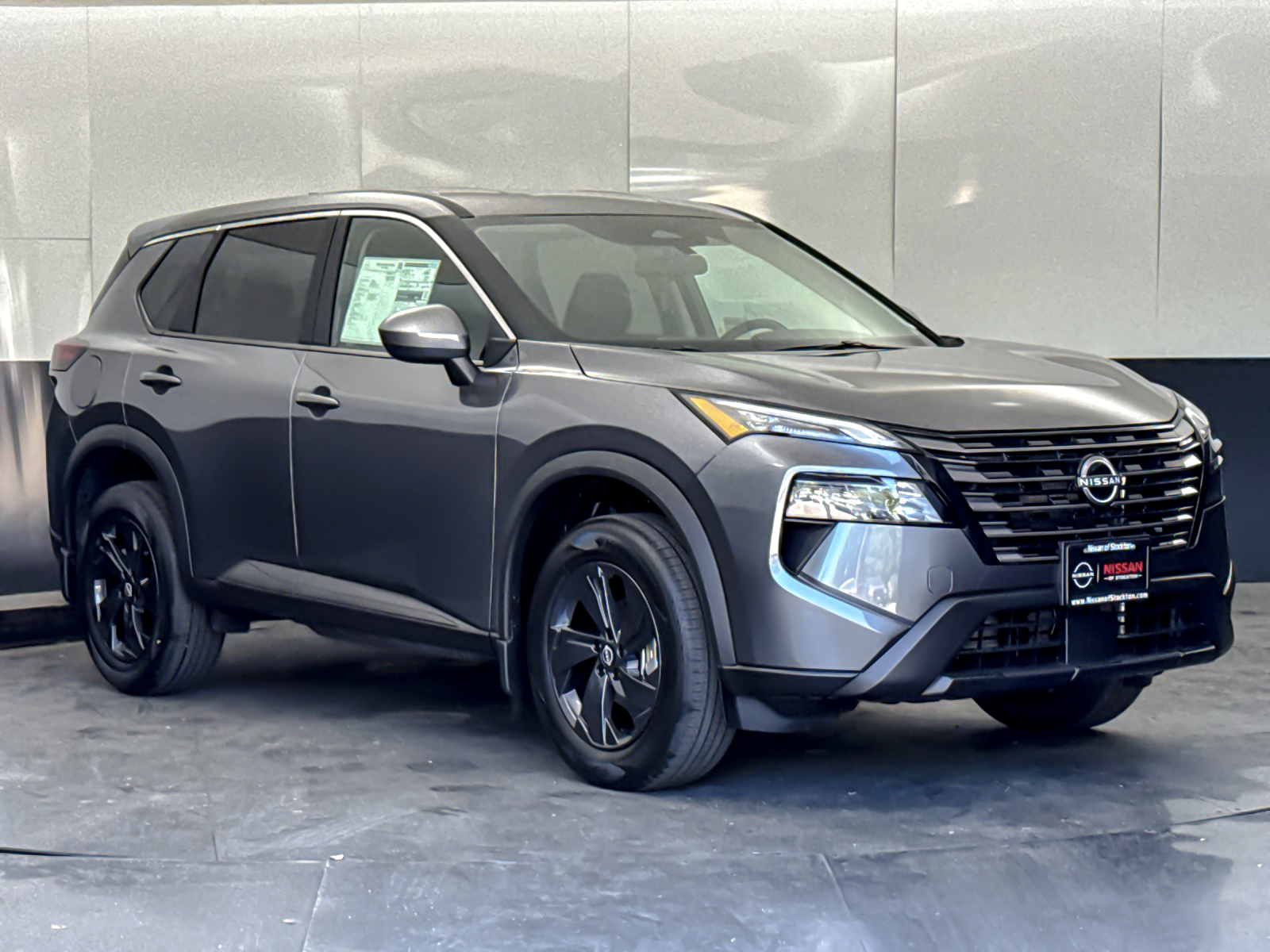 2026 Nissan Rogue SV AWD's photo