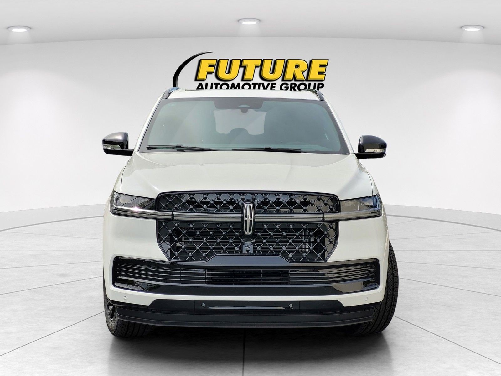 New 2026 Pristine White Metallic Tri-Coat Lincoln Reserve L image 3