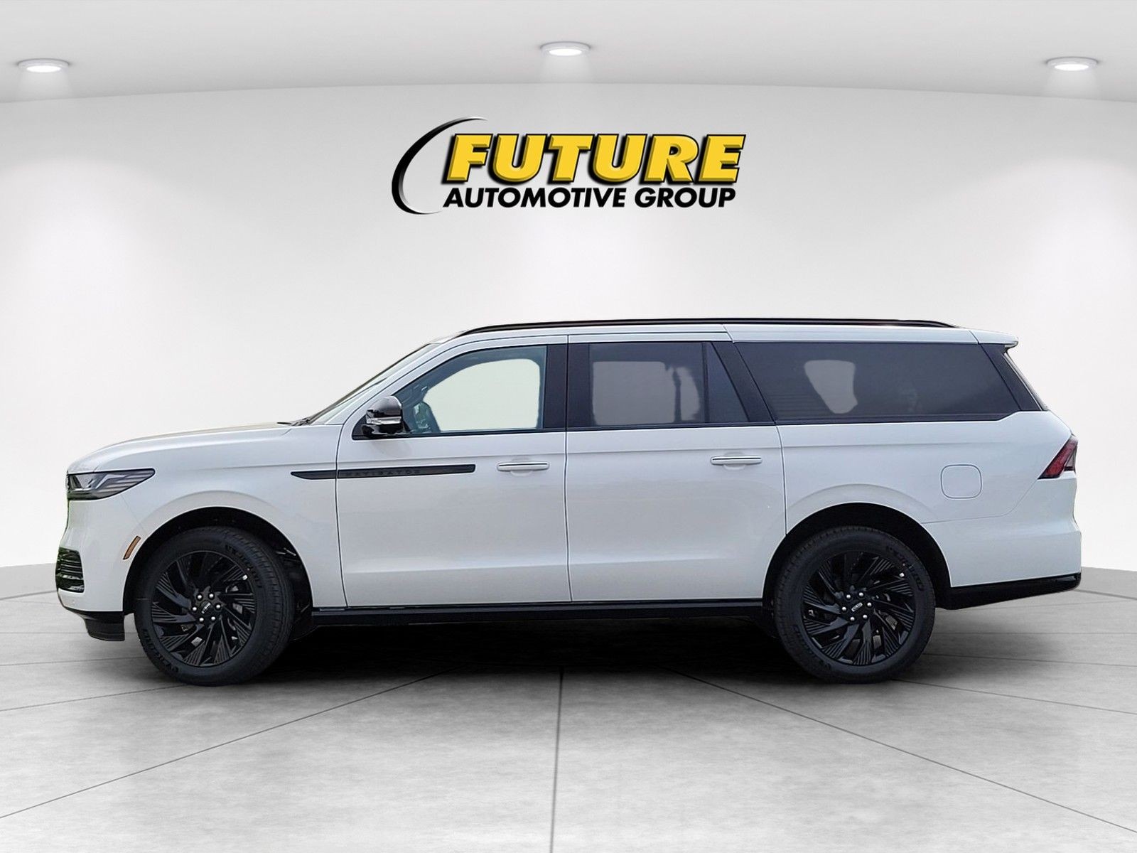 New 2026 Pristine White Metallic Tri-Coat Lincoln Reserve L image 7