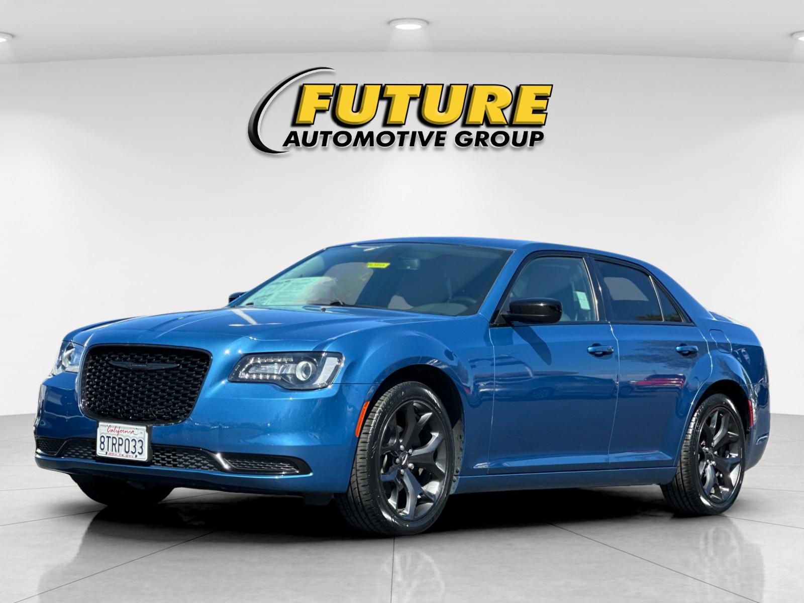 Used 2020 Blue Chrysler Touring image 7