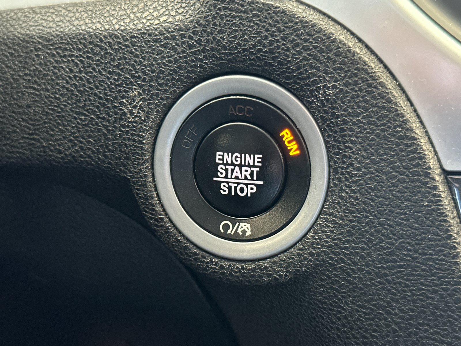 Used 2020 Blue Chrysler Touring image 20