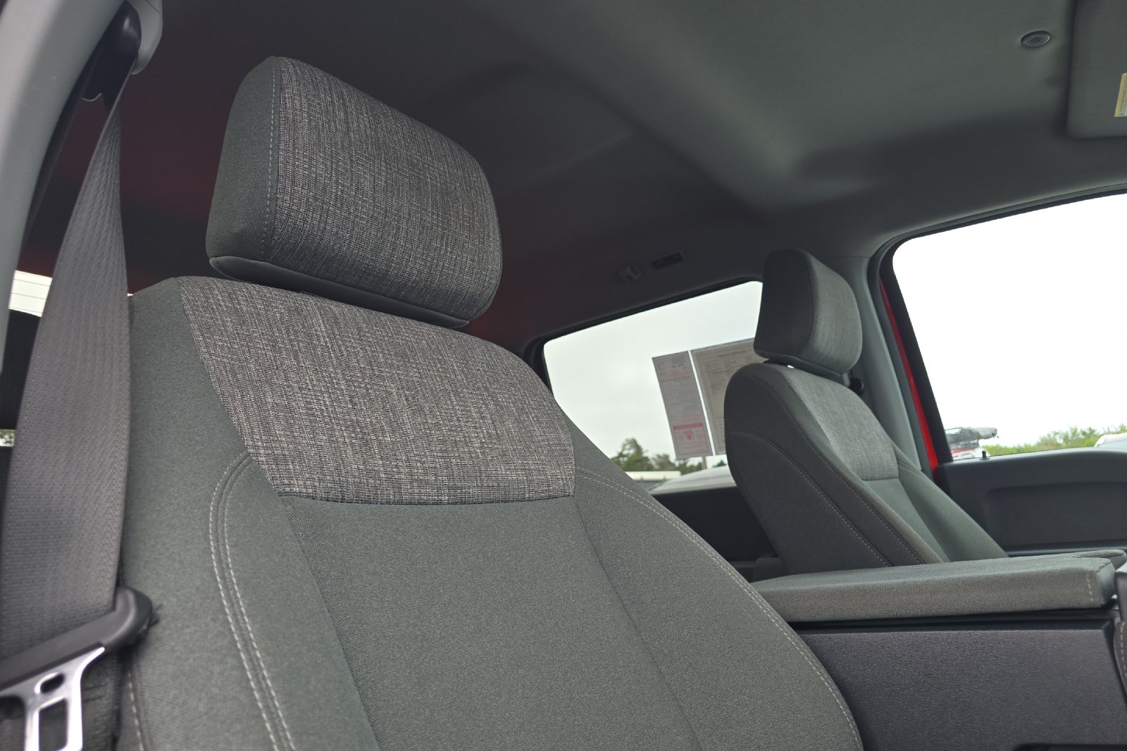 Used 2023 Red Ford XLT image 13