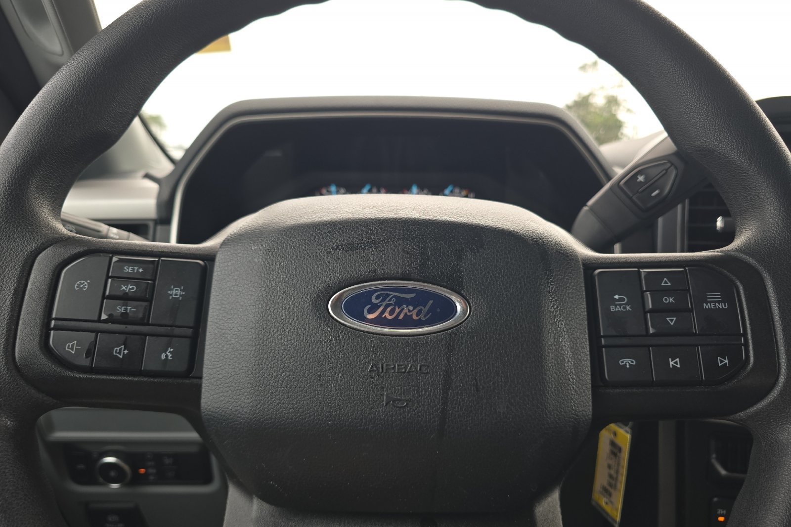 Used 2023 Red Ford XLT image 18