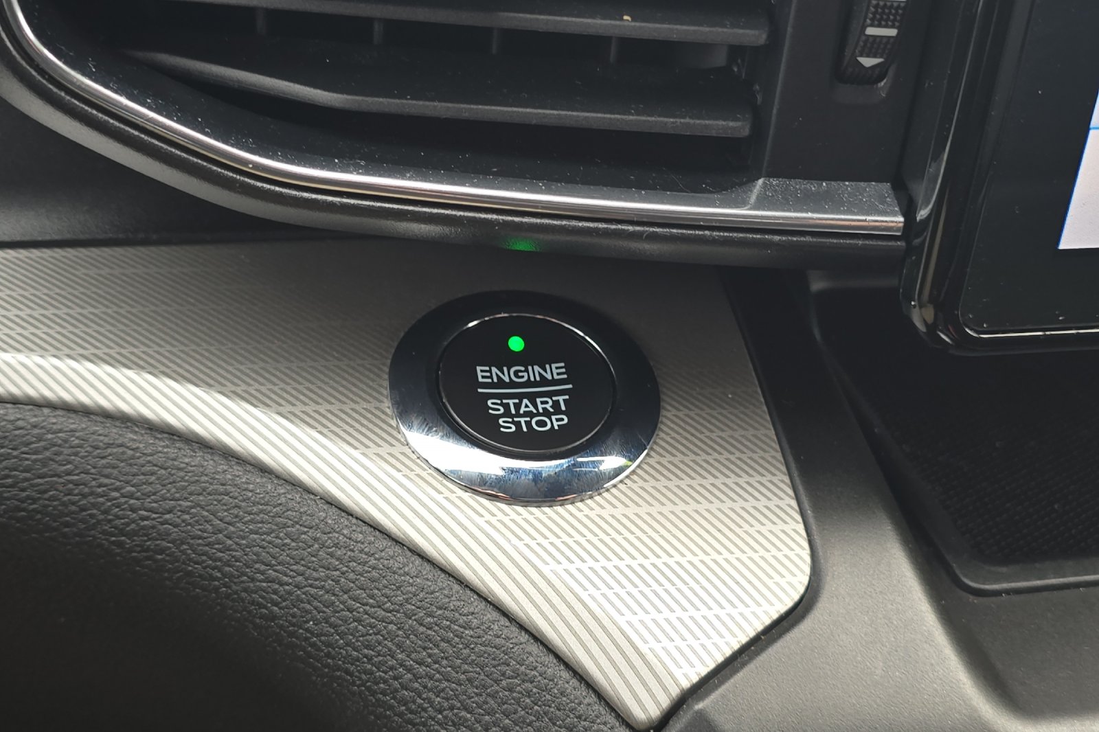 Used 2020 Gray Ford XLT image 20