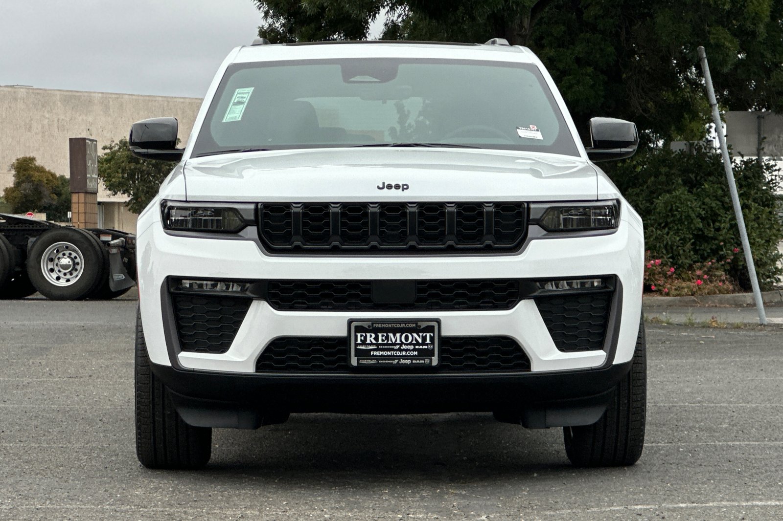New 2026 Bright White Clearcoat Jeep Limited image 8