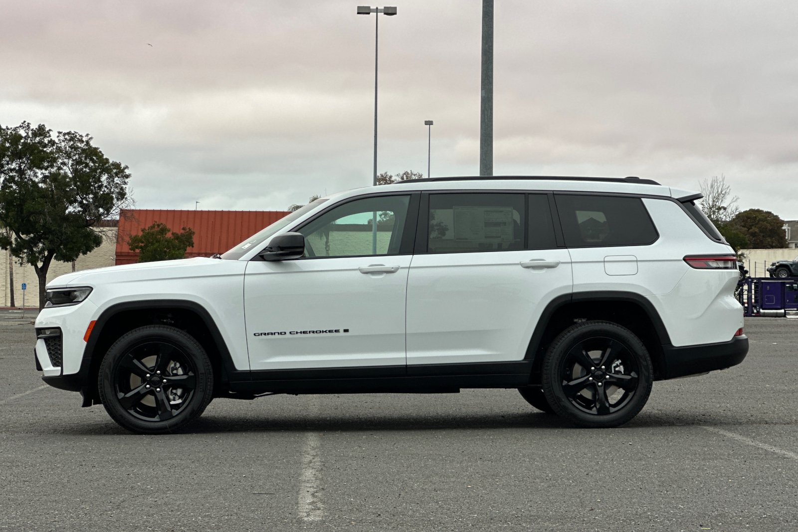 New 2026 Bright White Clearcoat Jeep Limited image 6