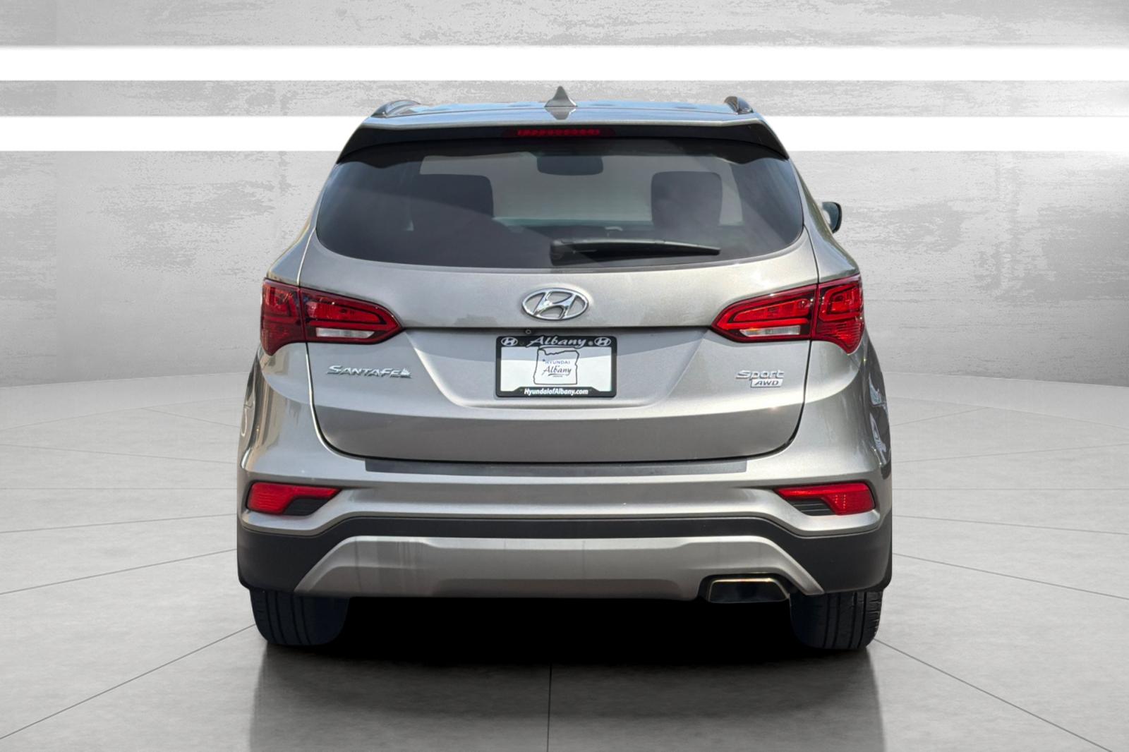 Used 2018 Mineral Gray Hyundai 2.4L image 5