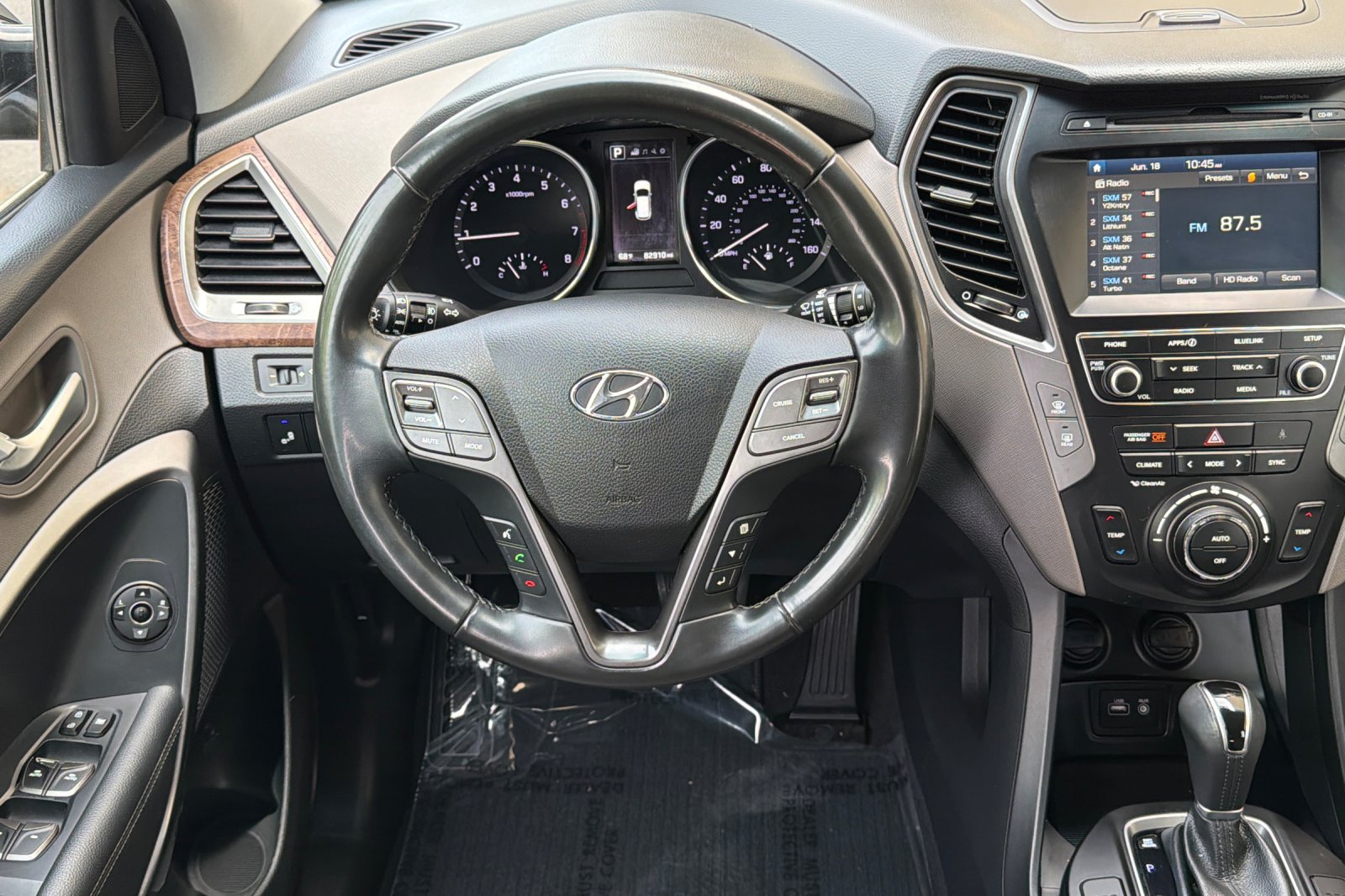 Used 2018 Mineral Gray Hyundai 2.4L image 11
