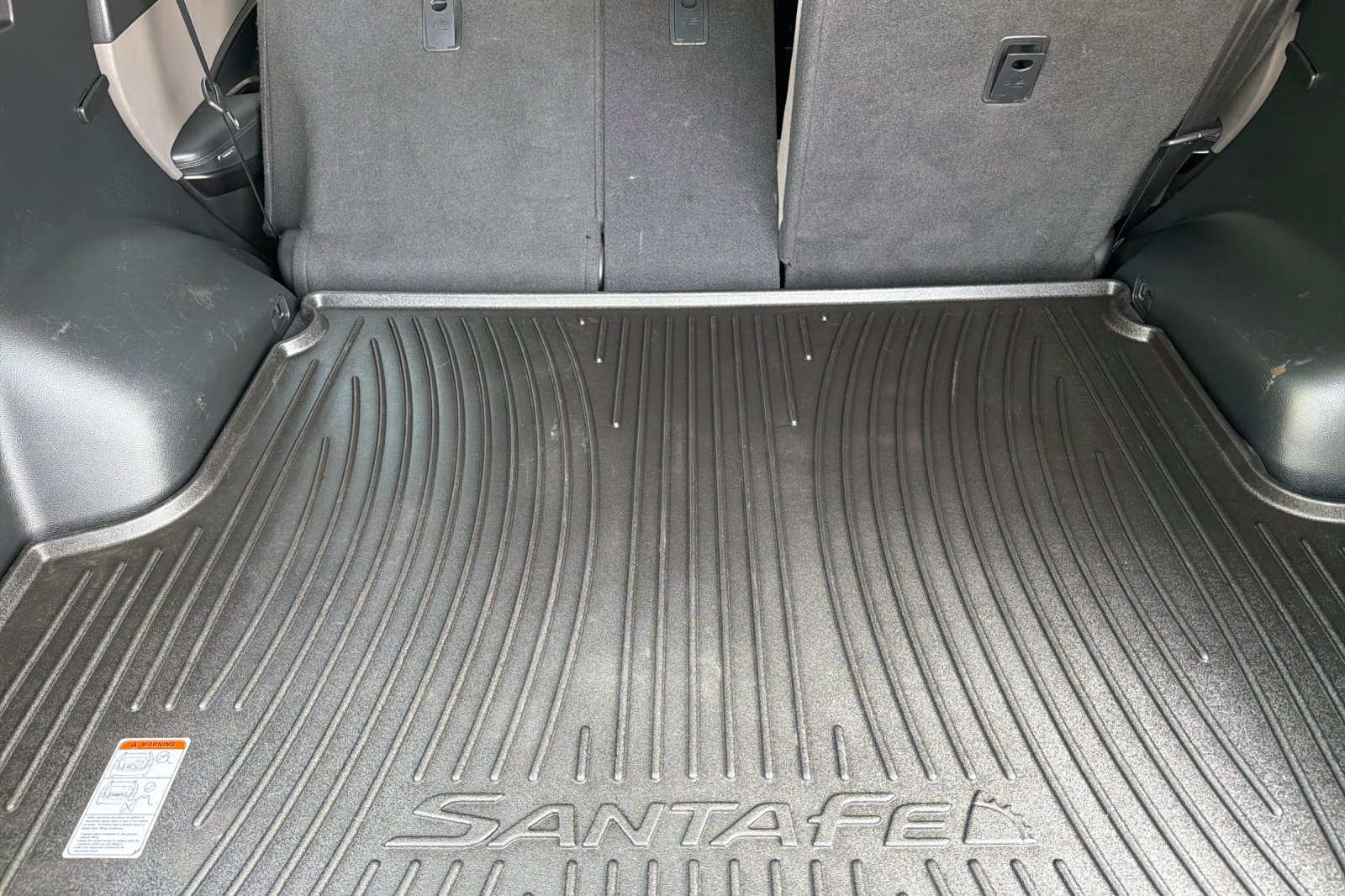 Used 2018 Mineral Gray Hyundai 2.4L image 12