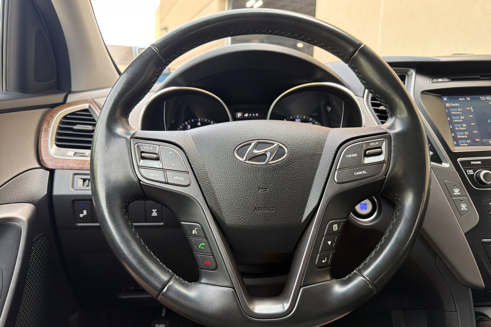 Used 2018 Mineral Gray Hyundai 2.4L image 20