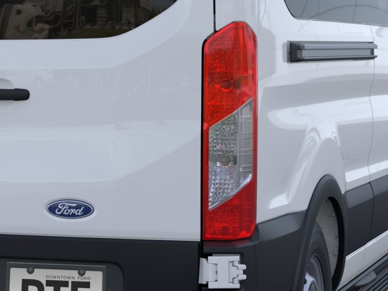 New 2026 Oxford White Ford Passenger Van XL image 22