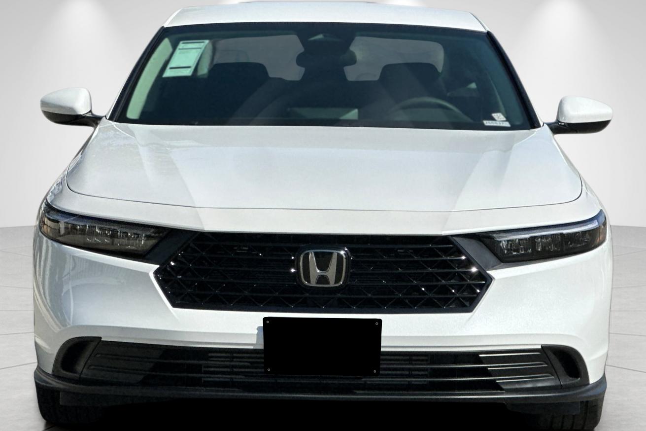New 2026 Platinum White Pearl Honda LX image 8
