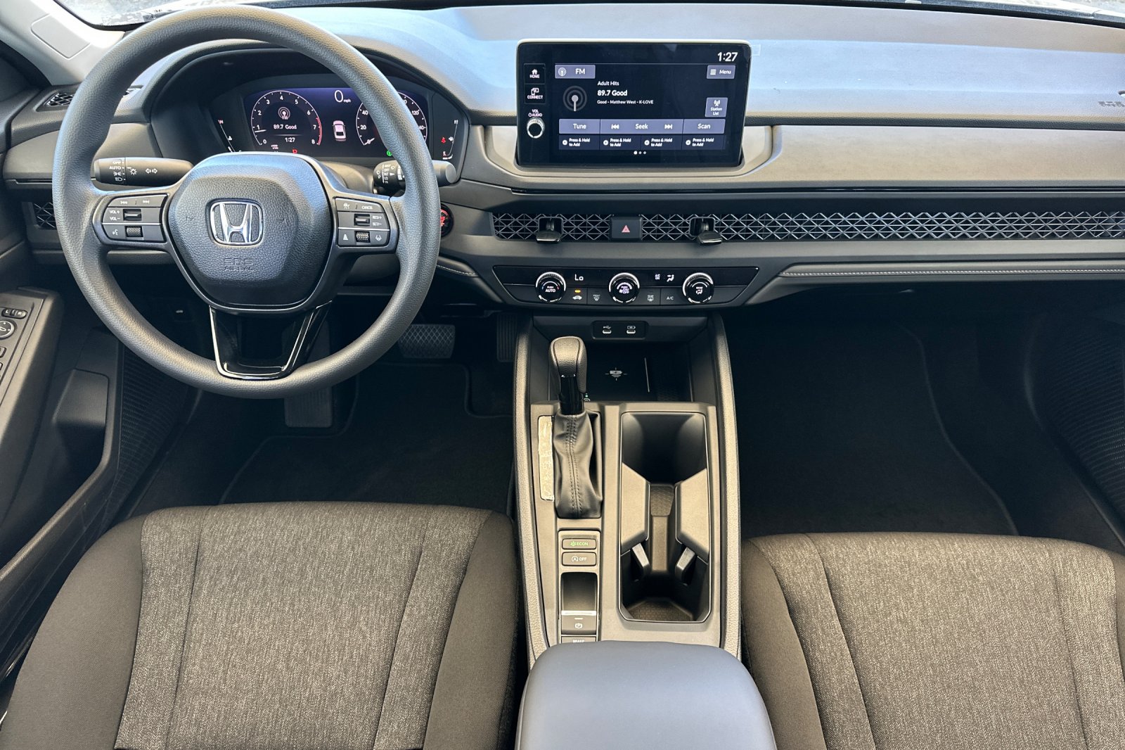 New 2026 Platinum White Pearl Honda LX image 14