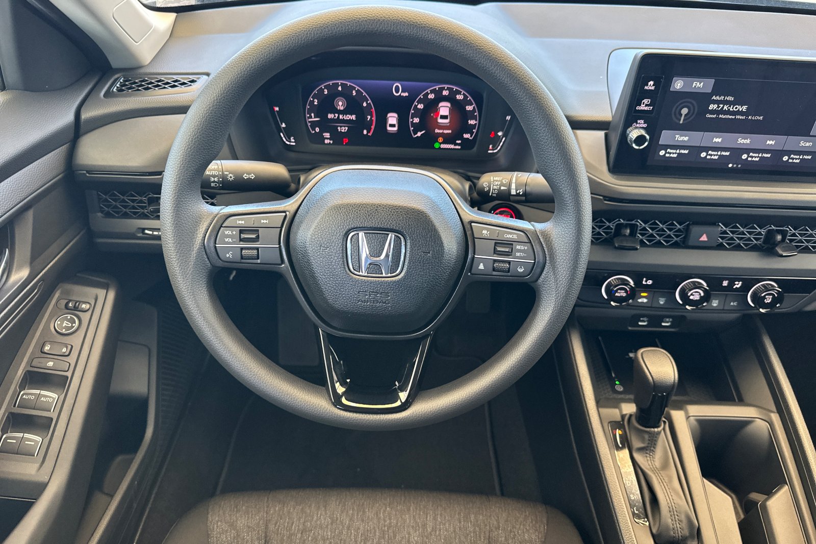 New 2026 Platinum White Pearl Honda LX image 15