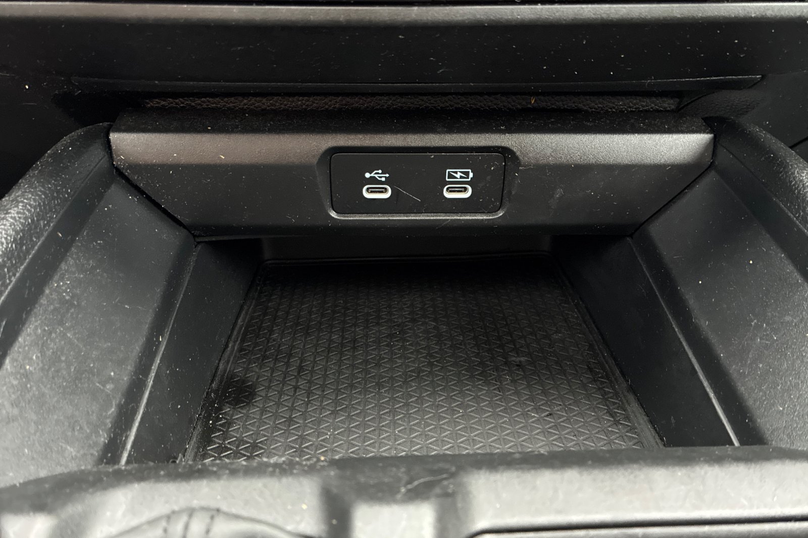 Used 2025 Meteorite Gray Metallic Honda SE image 33