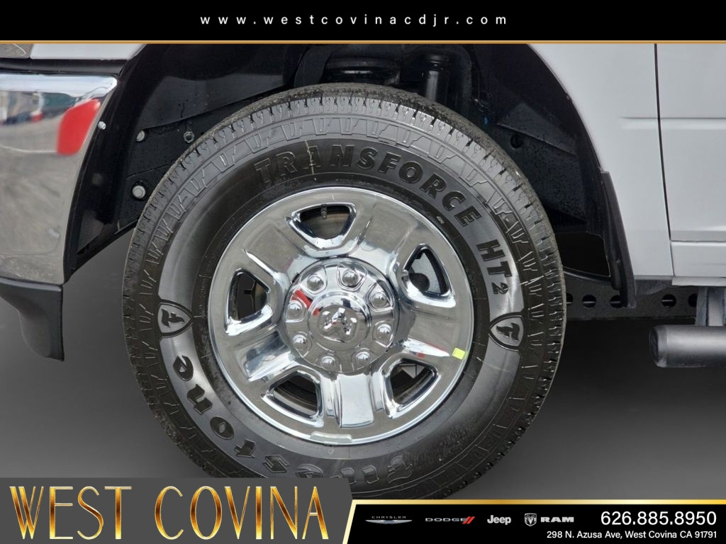 New 2025 Bright White Clear-Coat Exterior Paint RAM Tradesman image 9